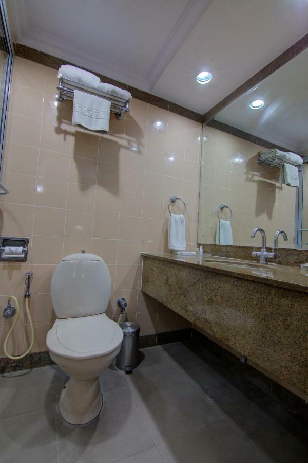 Tristar Serviced Apartments Bangalore Bagian luar foto