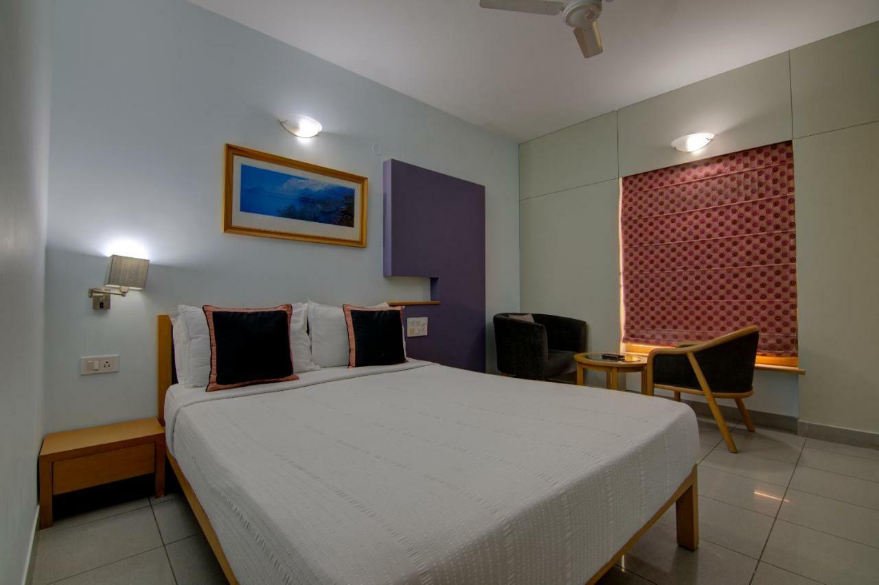 Tristar Serviced Apartments Bangalore Bagian luar foto