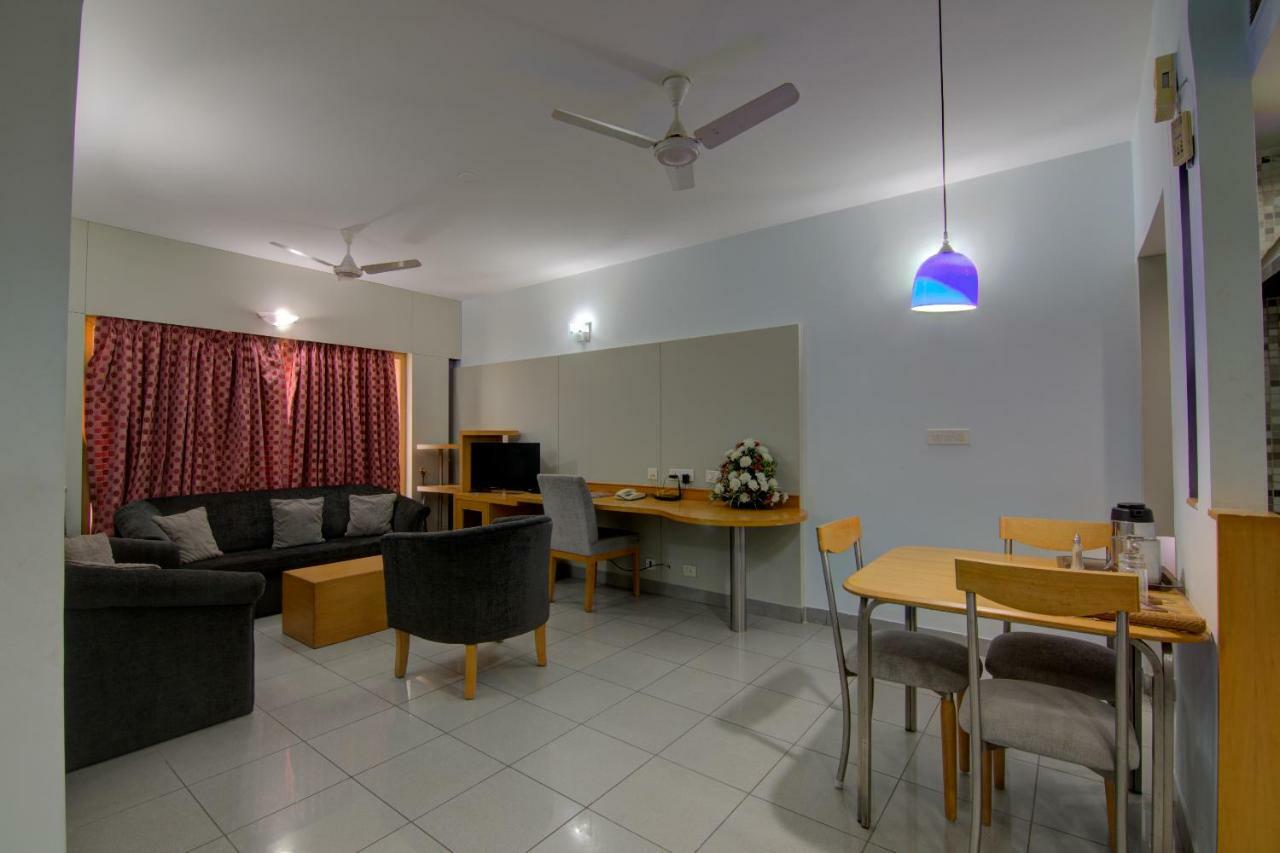 Tristar Serviced Apartments Bangalore Bagian luar foto